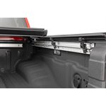 Hard Low Profile Bed Cover | 5' Bed | w / Cargo Mgmt | Nissan Frontier (22-23)